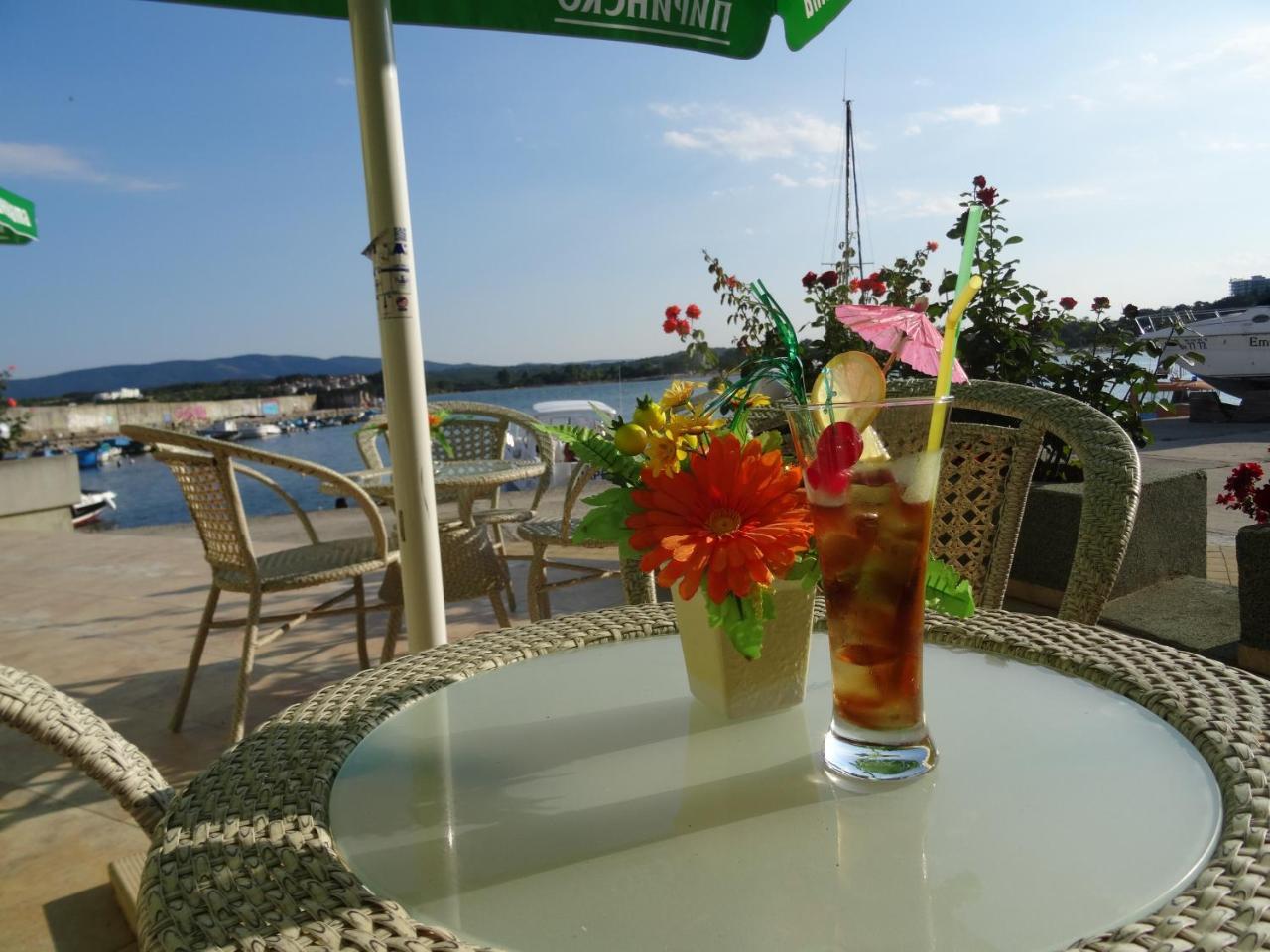 Hotel Marina 키텐 외부 사진