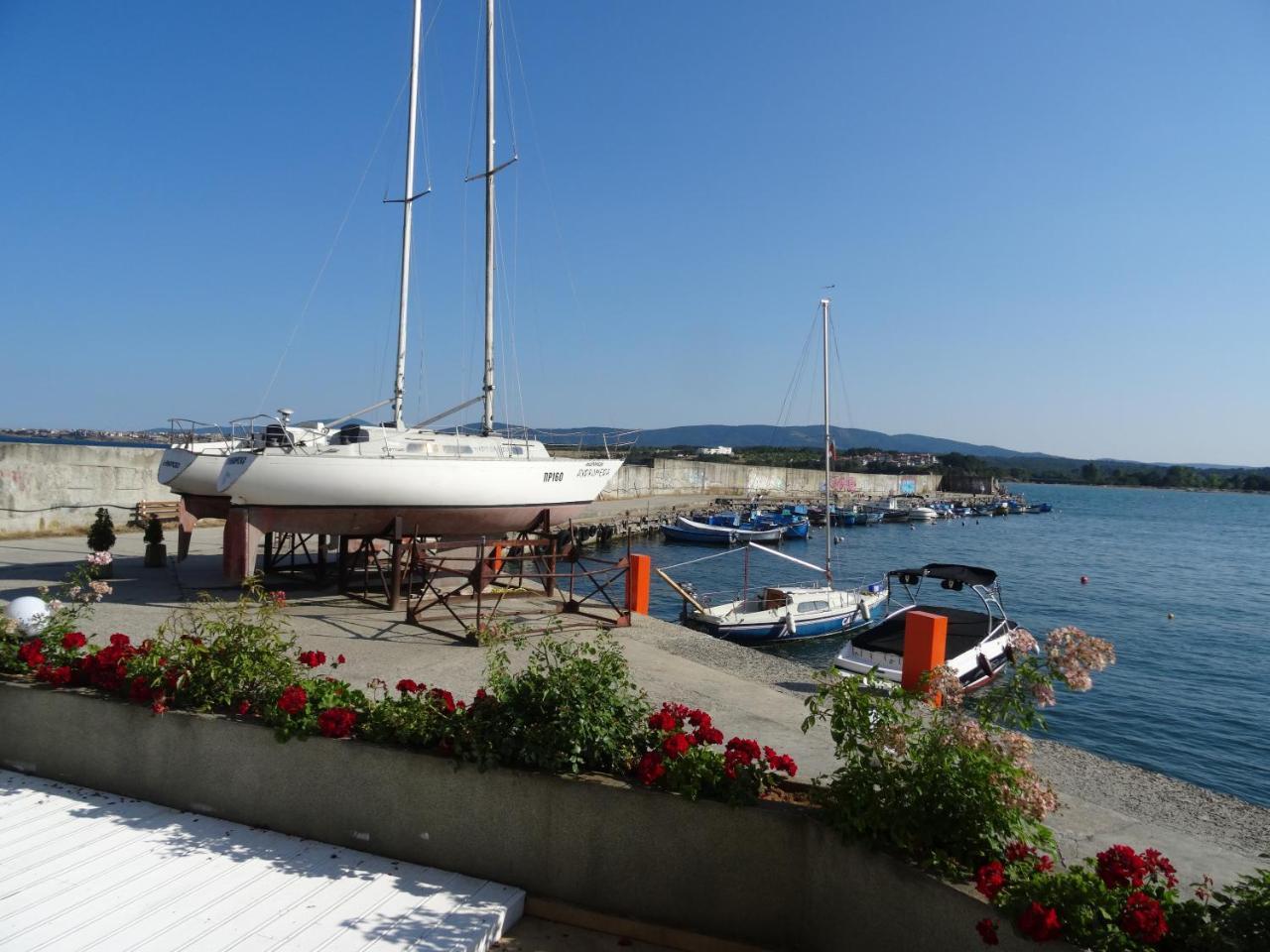 Hotel Marina 키텐 외부 사진