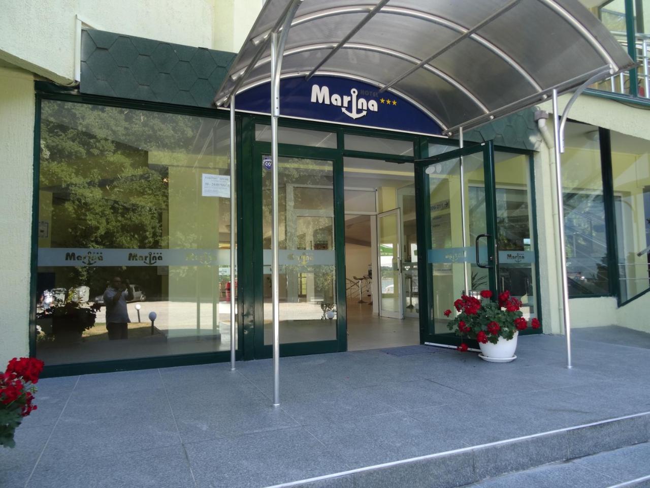 Hotel Marina 키텐 외부 사진
